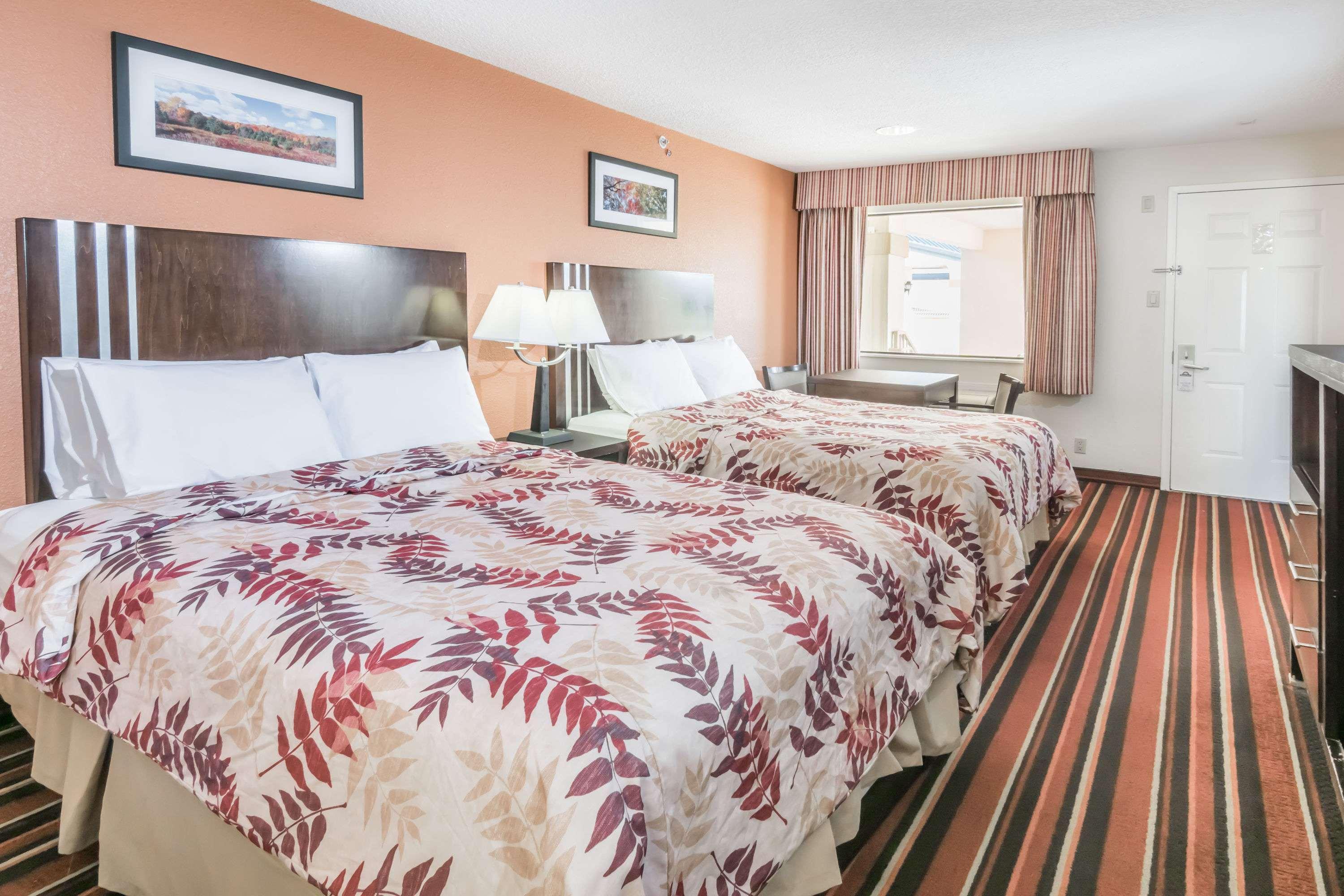 Hotel Days & By Wyndham 2*
